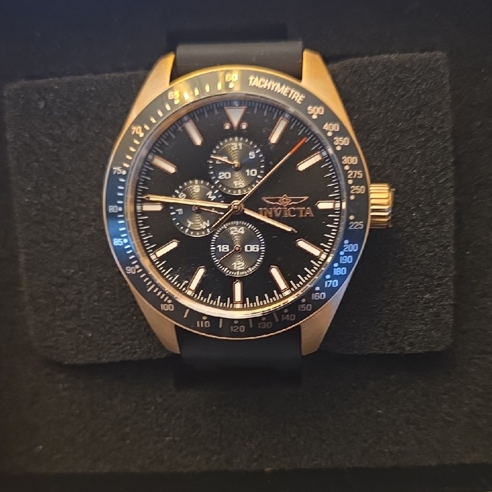 Invicta Abiator Nomad 45mm men'sBlack and Gold Watch